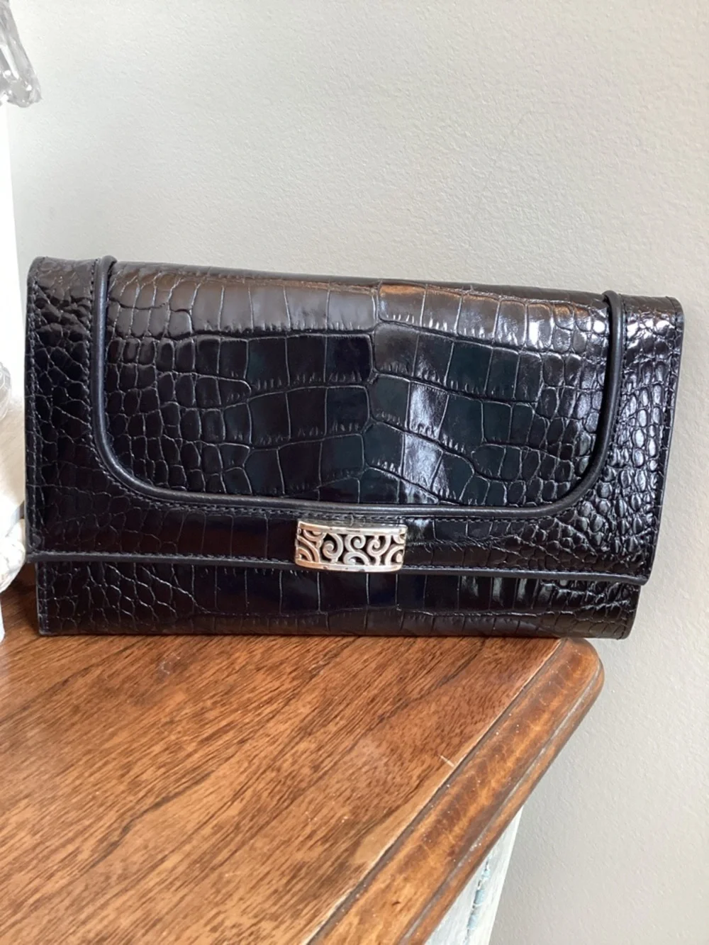 BRIGHTON Retired Travel The World Black Croc Embossed Leather Crossbody Bag